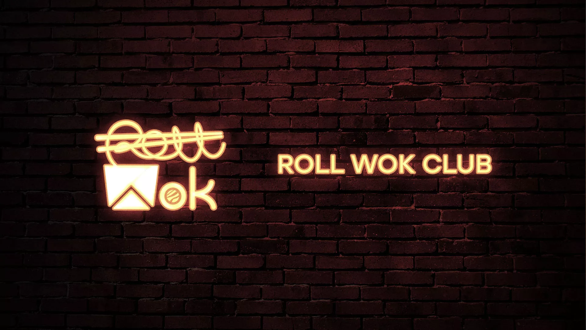 Разработка логотипа суши-бара «Roll Wok Club» в Кушве