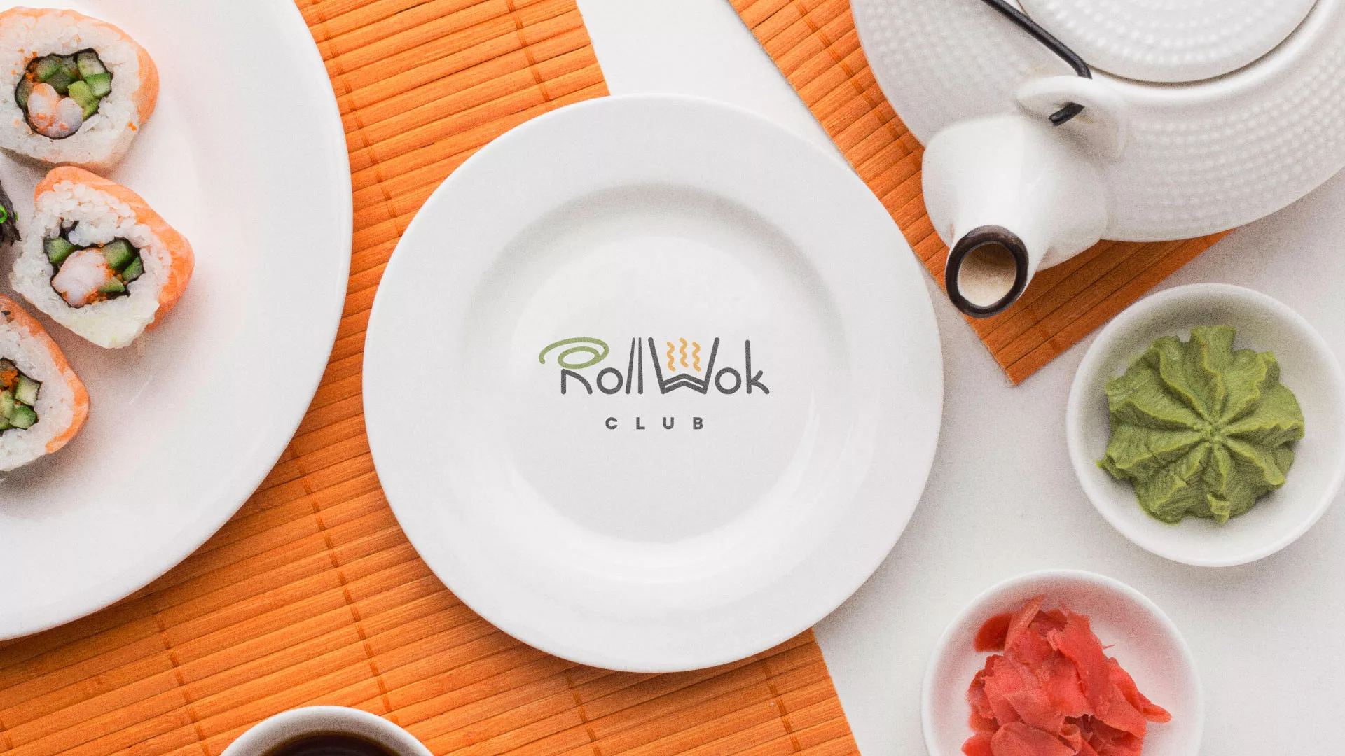 Разработка логотипа и фирменного стиля в Кушве для суши-бара «Roll Wok Club» Разработка логотипа и фирменного стиля в Кушве для суши-бара «Roll Wok Club»